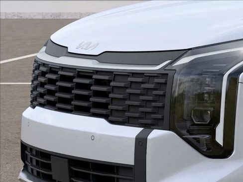 Certified 2026 Kia Sportage LX FWD image 12