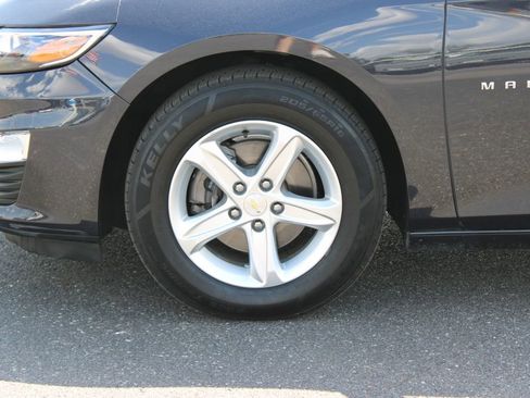 Used 2023 Chevrolet Malibu LS FWD image 17