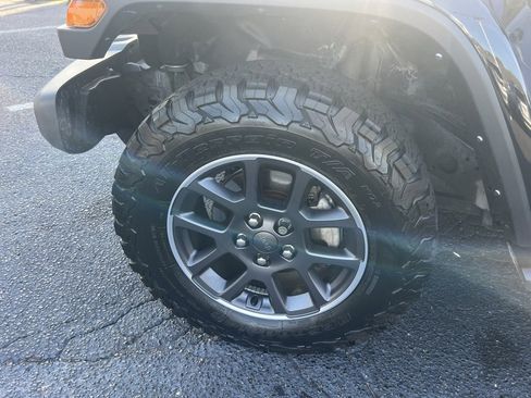 Used 2021 Jeep Wrangler Unlimited Sport image 51