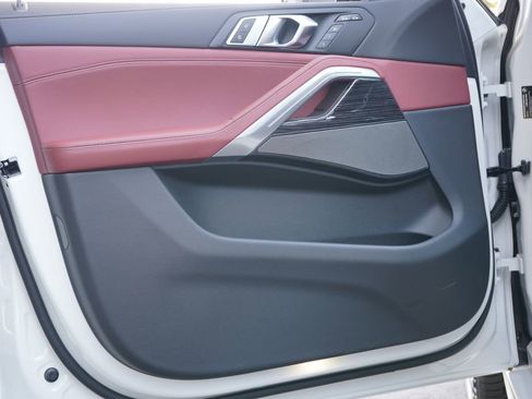 New 2026 BMW X6 xDrive40i w/ Premium Package image 9