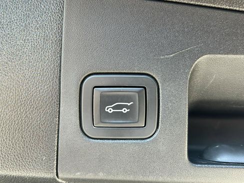 Used 2019 Cadillac XT5 Luxury AWD/4WD image 24