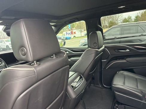 Used 2022 Cadillac Escalade Sport w/ Touring Package image 10