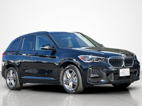 Used 2021 BMW X1 xDrive28i w/ M Sport Package AWD/4WD image 7