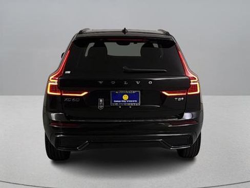 Certified 2025 Volvo XC60 T8 Core w/ Protection Package Premier AWD/4WD image 5