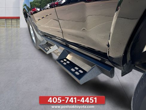 Used 2018 Toyota 4Runner SR5 Premium AWD/4WD image 41