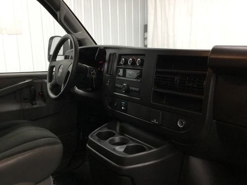 Used 2023 GMC Savana 2500 w/ Driver Convenience Package image 22