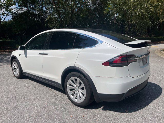 Used 2020 Tesla Model X Long Range AWD/4WD image 7