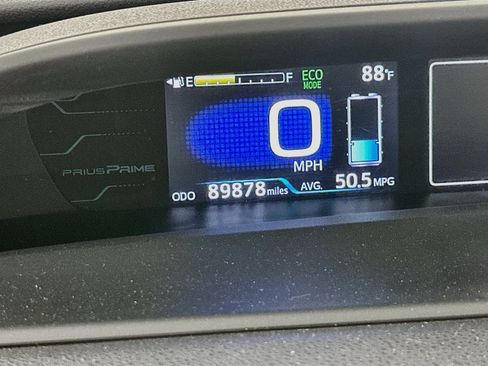 Used 2017 Toyota Prius Prime Plus w/ Carpet Mat Package FWD image 18