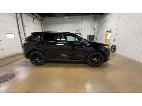 Used 2020 Ford Edge ST-Line image 9