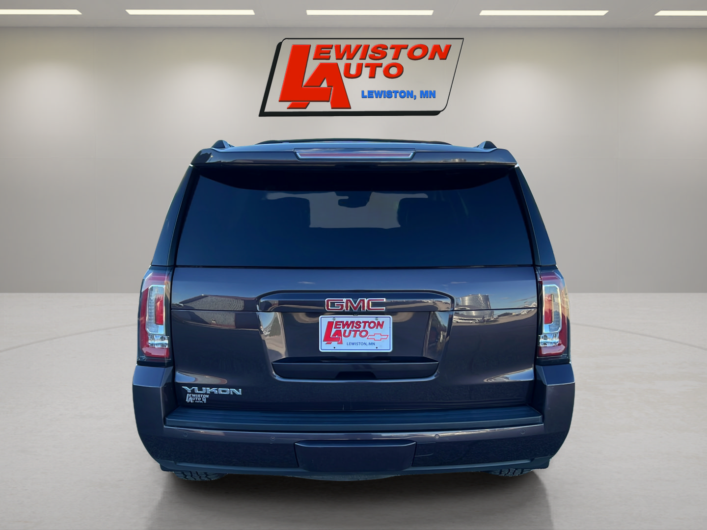 Used 2015 GMC Yukon SLT w/ Open Road Package AWD/4WD image 12