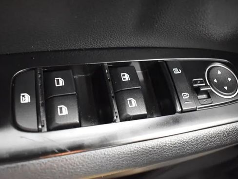 Used 2024 Kia Soul LX w/ Option Group 015 FWD image 21