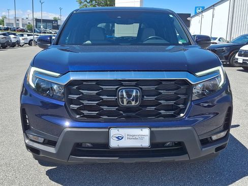Used 2023 Honda Passport EX-L image 2