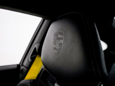 Used 2018 Porsche 911 GT3 image 19