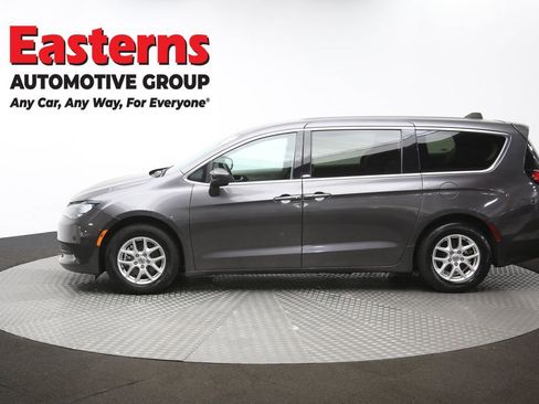 Used 2023 Chrysler Voyager LX image 60