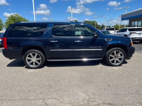 Used 2008 Cadillac Escalade ESV AWD image 11