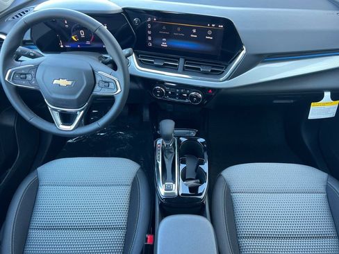 New 2026 Chevrolet Trax LT w/ Driver Confidence Package FWD image 10