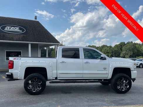 Used 2018 Chevrolet Silverado 1500 LTZ Z71 w/ LTZ Plus Package image 8