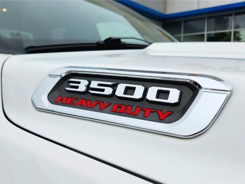 Used 2021 RAM 3500 Tradesman w/ Chrome Appearance Group AWD/4WD image 13