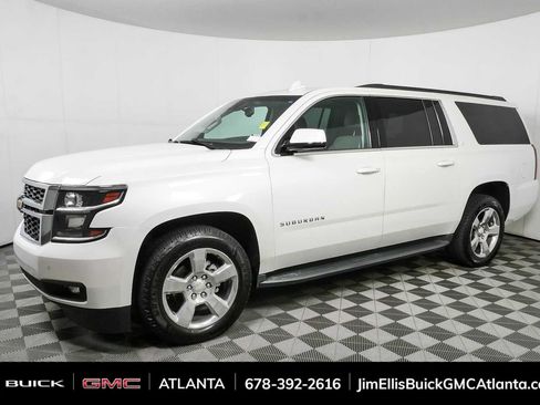 Used 2016 Chevrolet Suburban LT RWD image 29