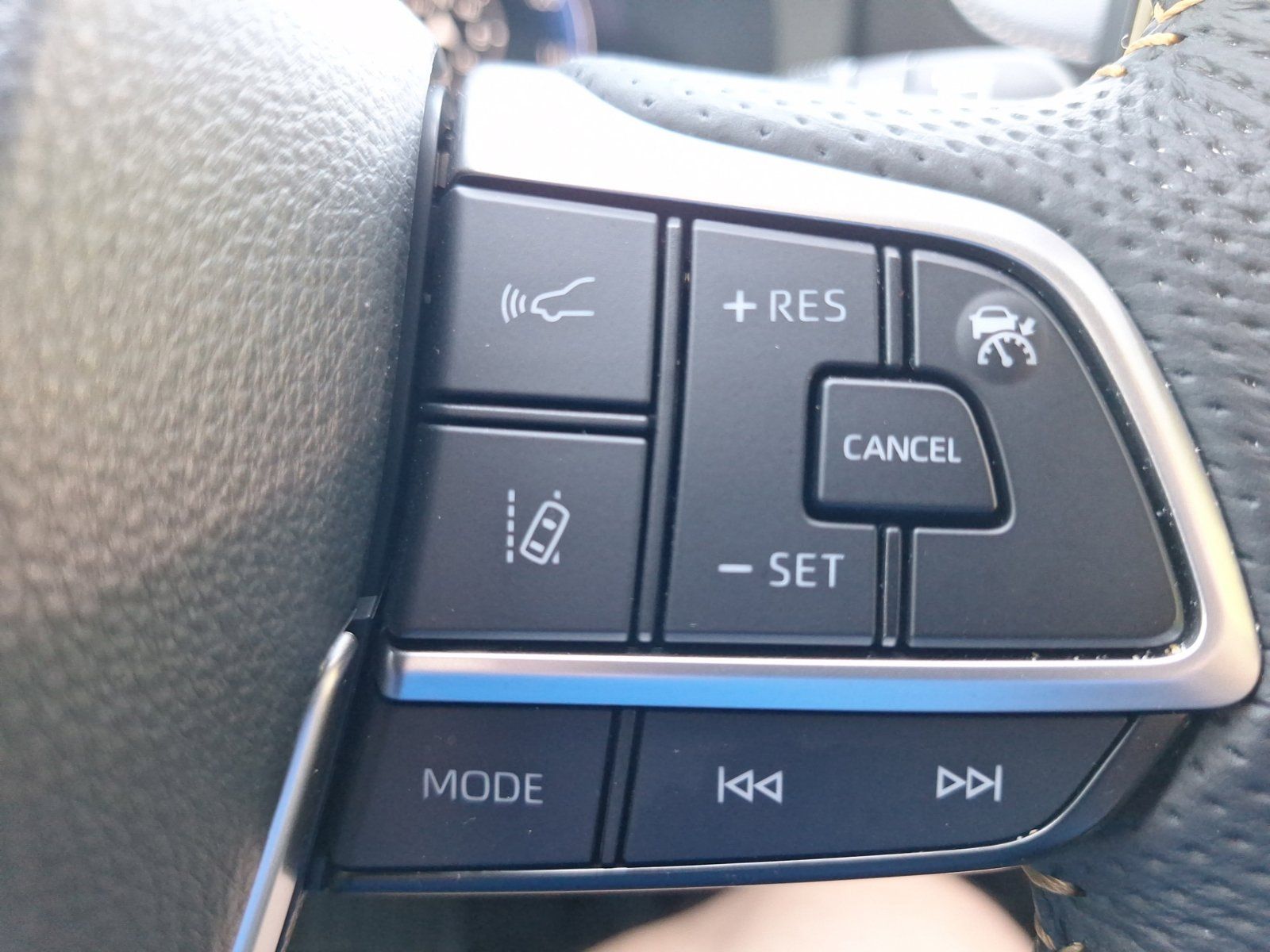 Used 2026 Toyota Sienna XLE Woodland Edition AWD/4WD image 20