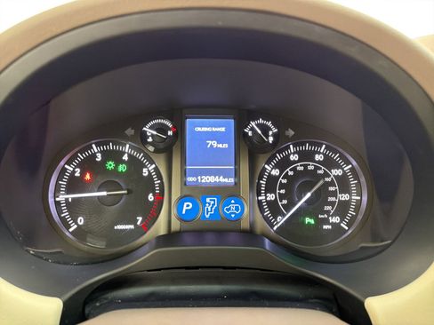 Used 2010 Lexus GX 460 Premium AWD/4WD image 18