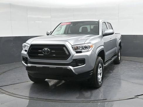 Used 2022 Toyota Tacoma SR image 6