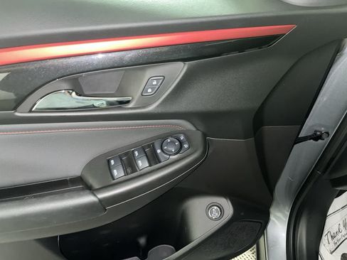 Used 2025 Chevrolet TrailBlazer RS w/ Convenience Package FWD image 13