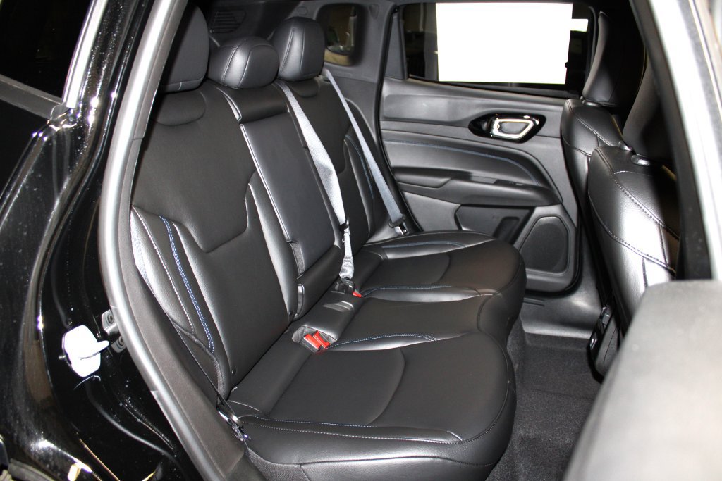 New 2026 Jeep Compass Limited AWD/4WD image 30