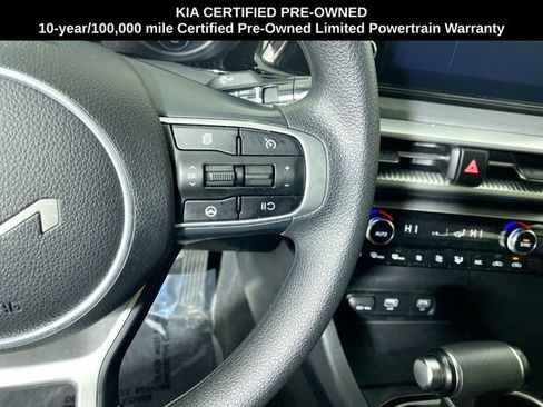 Used 2023 Kia K5 LXS image 12