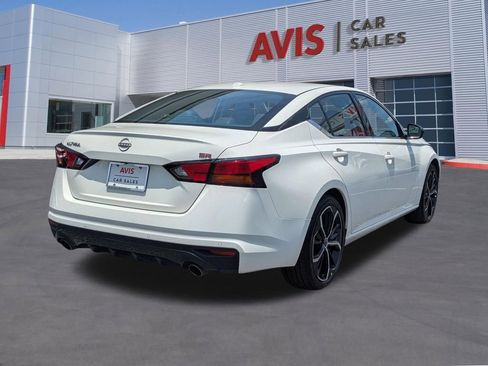 Used 2025 Nissan Altima 2.5 SR FWD image 6