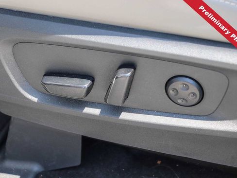 Used 2026 INFINITI QX60 Luxe w/ Cargo Package FWD image 17