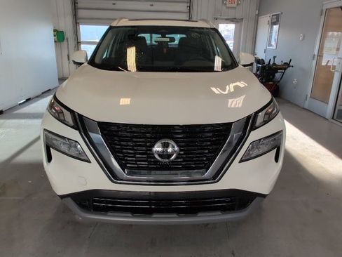 Used 2021 Nissan Rogue SV image 8