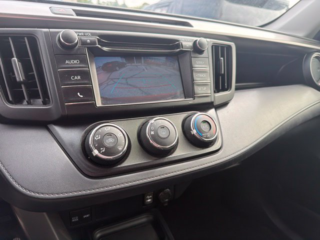 Used 2016 Toyota RAV4 LE AWD/4WD image 17