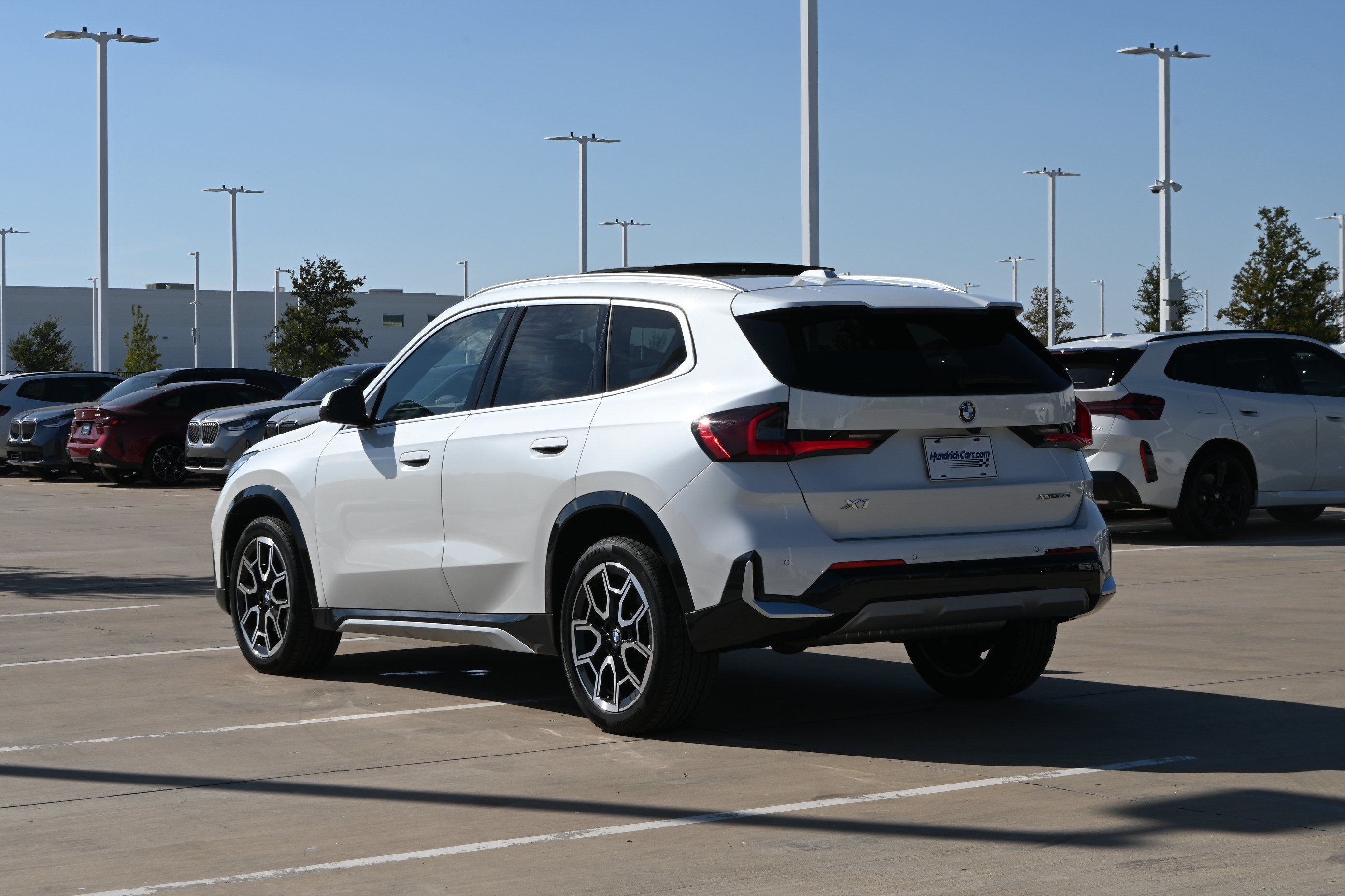 Certified 2025 BMW X1 xDrive28i w/ Premium Package AWD/4WD image 7