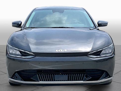 Used 2023 Kia EV6 Wind RWD image 3