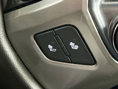 Used 2018 Chevrolet Silverado 1500 LT w/ All Star Edition AWD/4WD image 20