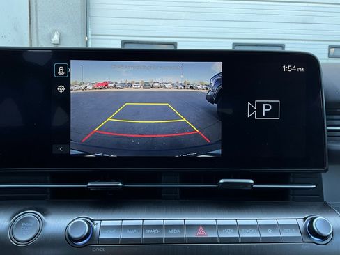 Used 2025 Hyundai Kona SEL image 32