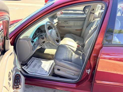 Used 2004 Buick Century Custom FWD image 10