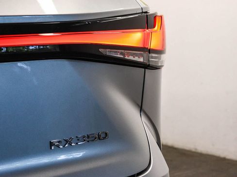 Used 2024 Lexus RX 350 FWD w/ Technology Package image 11