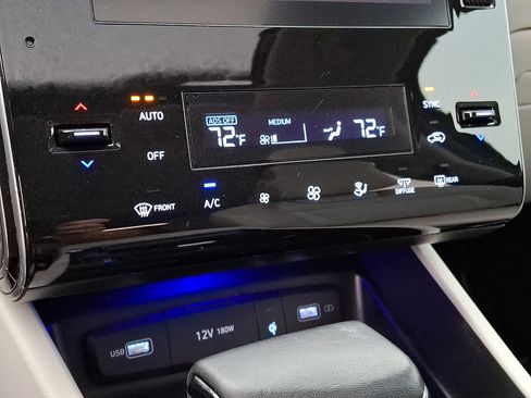 Used 2022 Hyundai Tucson SEL w/ Convenience + Premium Package AWD/4WD image 18