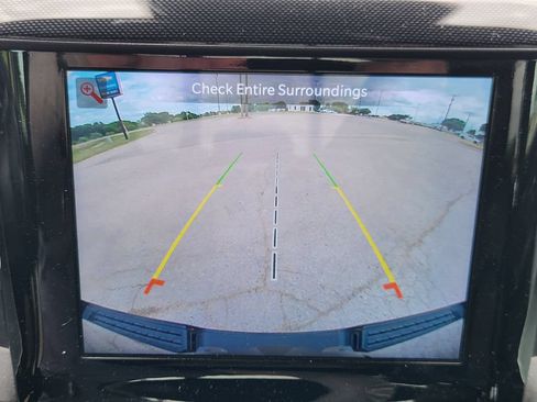 Used 2022 RAM 1500 Laramie AWD/4WD image 17