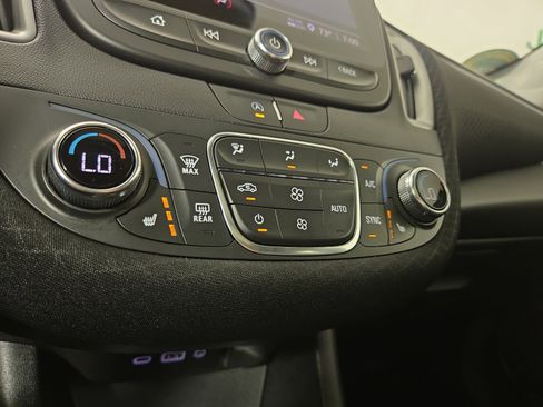 Used 2024 Chevrolet Malibu LT w/ Sport Edition FWD image 27