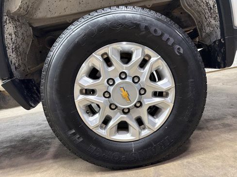 Used 2021 Chevrolet Silverado 2500 LT w/ Fleet Comfort Package image 37