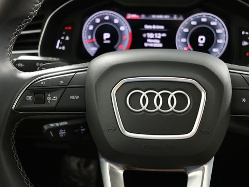 Used 2025 Audi Q7 3.0T Prestige AWD/4WD image 30