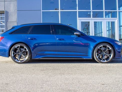 Used 2024 Audi RS 6 performance w/ Black Optic Package image 4