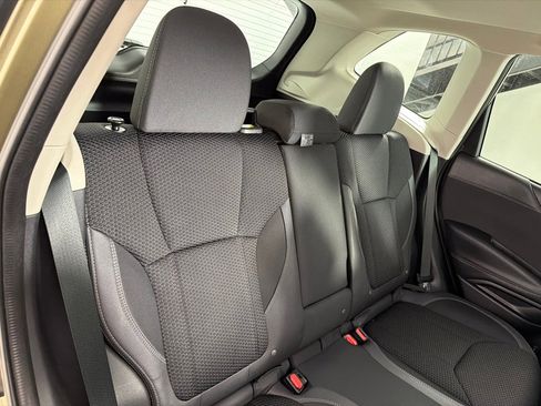 Used 2023 Subaru Forester Premium AWD/4WD image 23