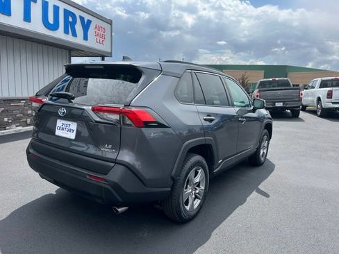 Used 2024 Toyota RAV4 LE AWD/4WD image 11