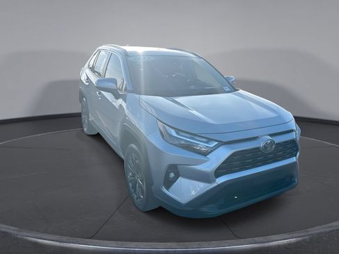 Used 2023 Toyota RAV4 XLE Premium AWD/4WD image 12