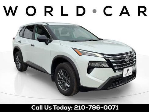 Certified 2025 Nissan Rogue S image 1