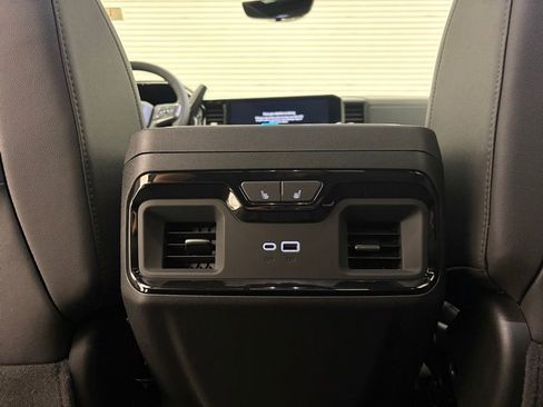 New 2026 Chevrolet Silverado 2500 ZR2 AWD/4WD image 20